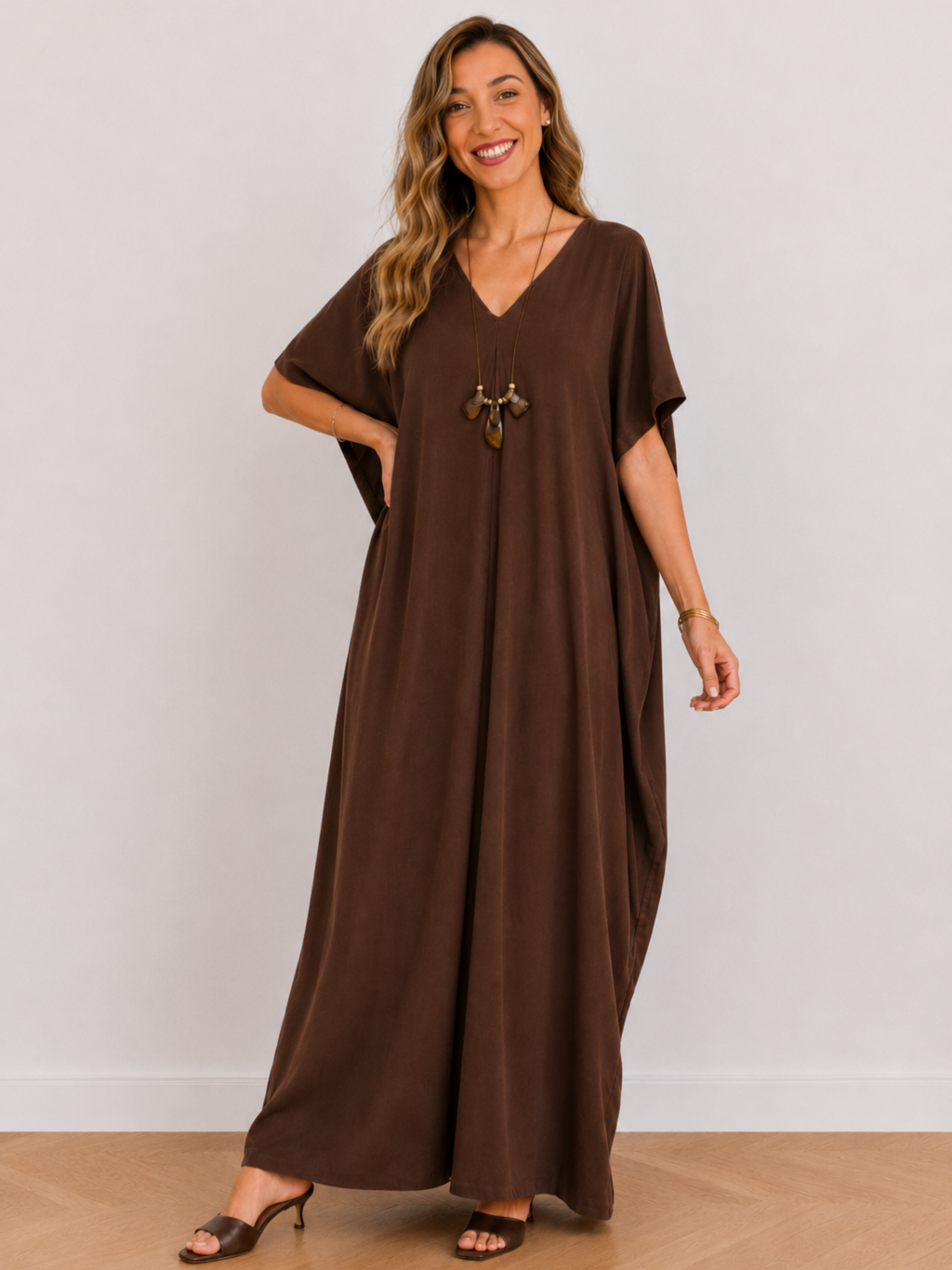 VESTIDO MALDIVAS (INCLUYE COLLAR DE REGALO)