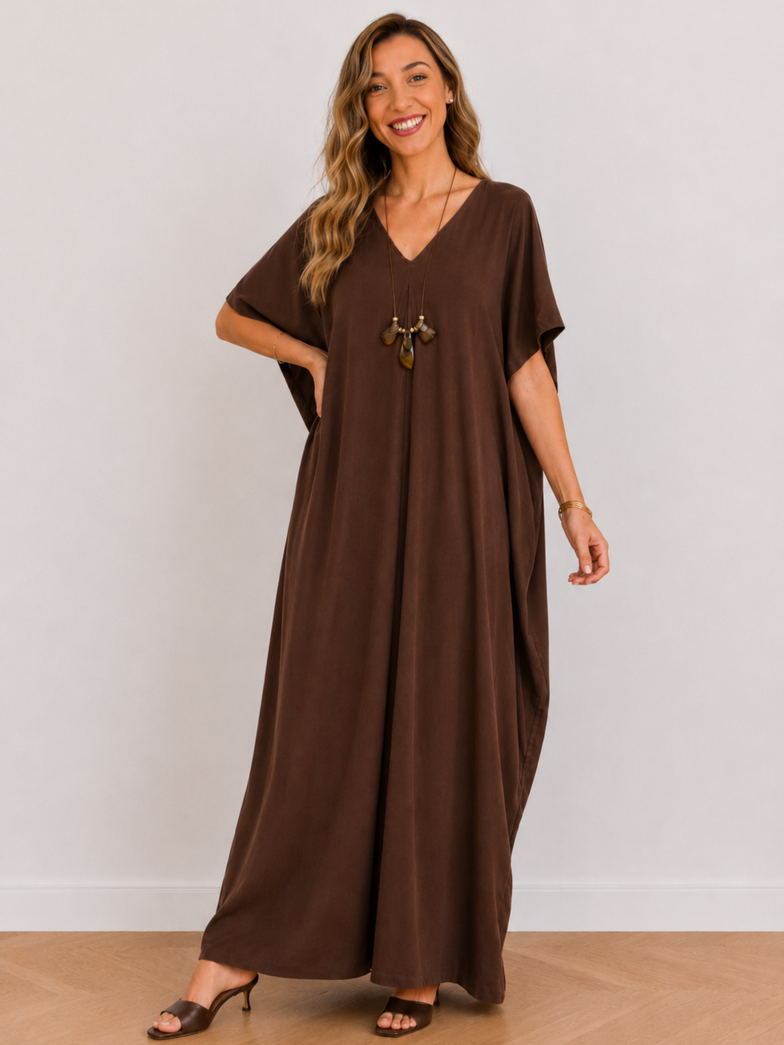 VESTIDO MALDIVAS (INCLUYE COLLAR DE REGALO)
