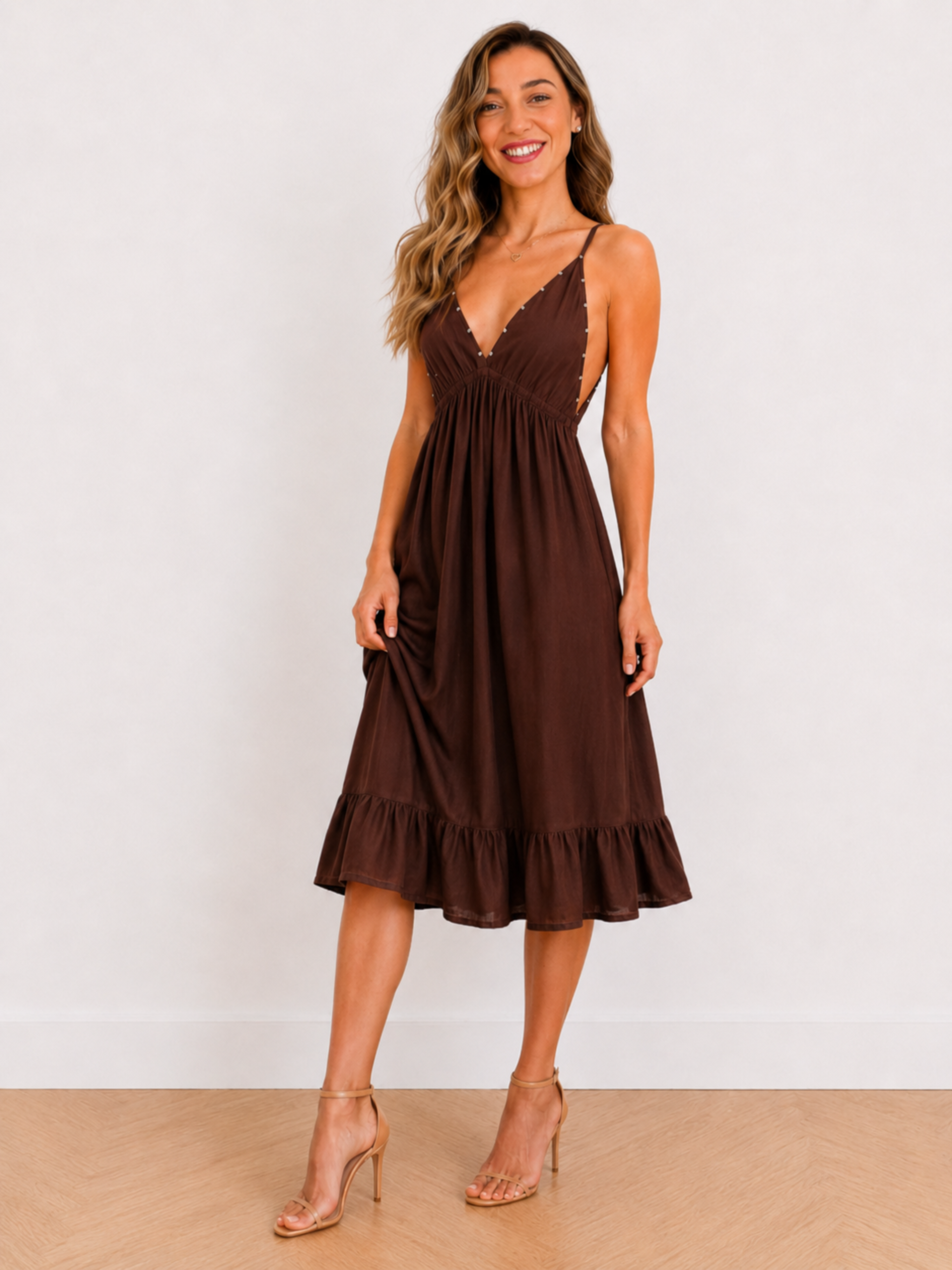 VESTIDO TACHUELA