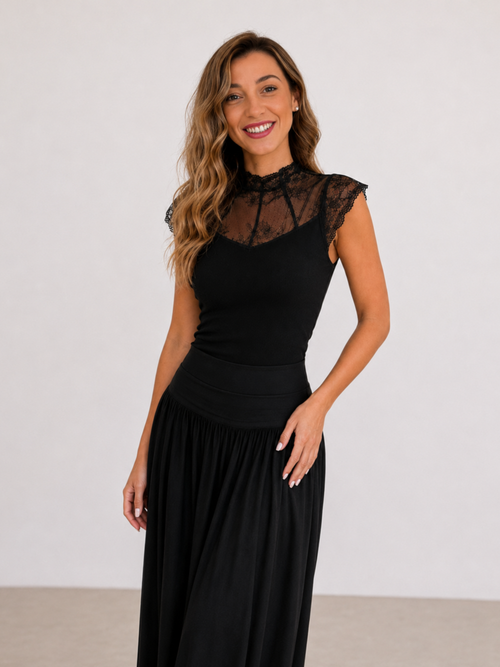 BLUSA ENCAJE CUELLO