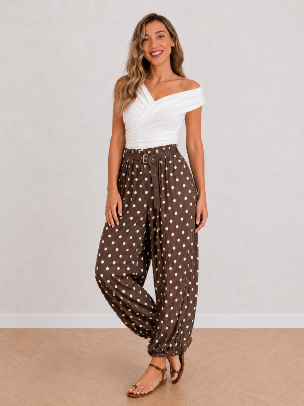 PANTALÓN GLOBO LUNARES CON CINTURÓN