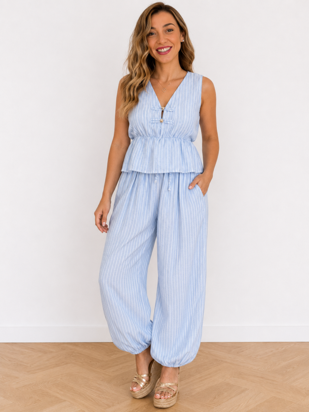 CONJUNTO RAYA DIPLOMATICA