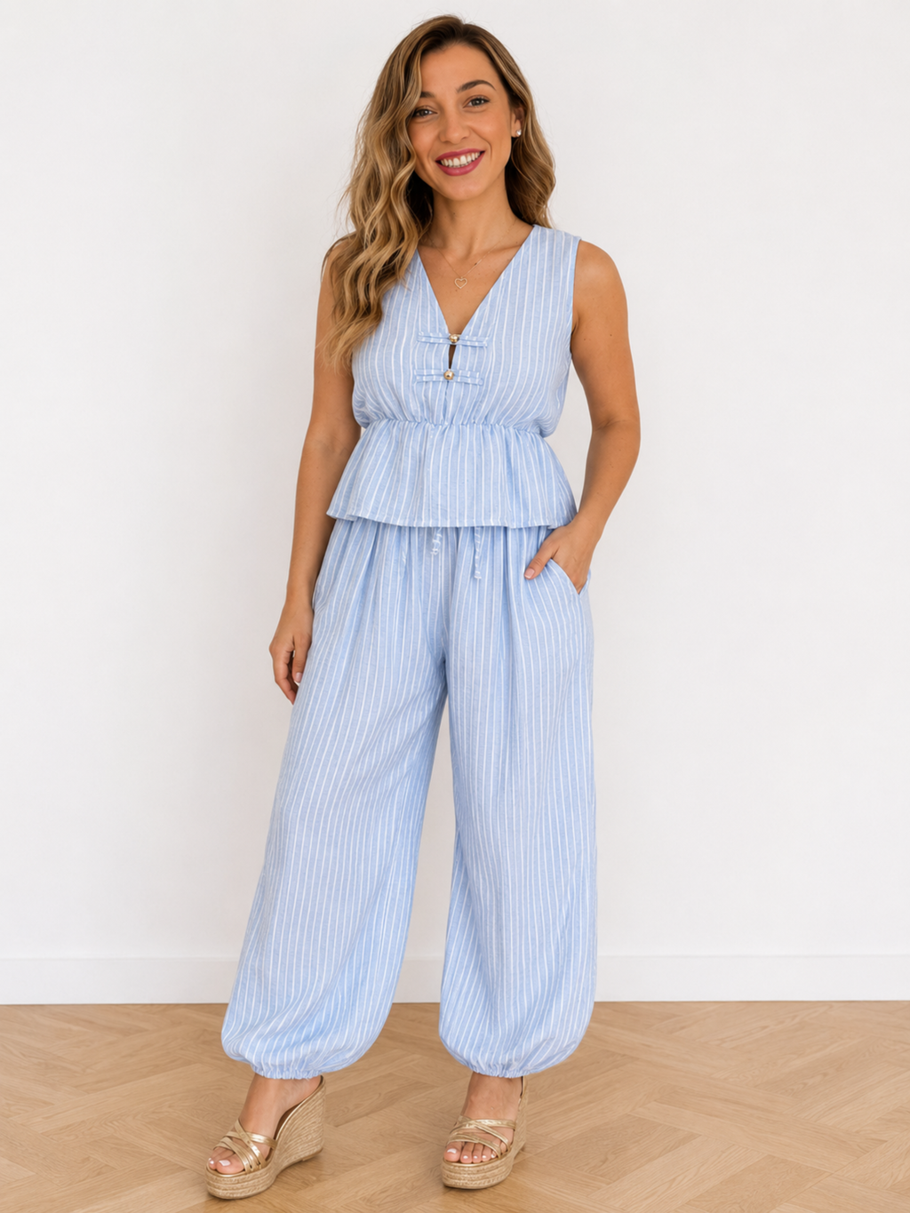CONJUNTO RAYA DIPLOMATICA
