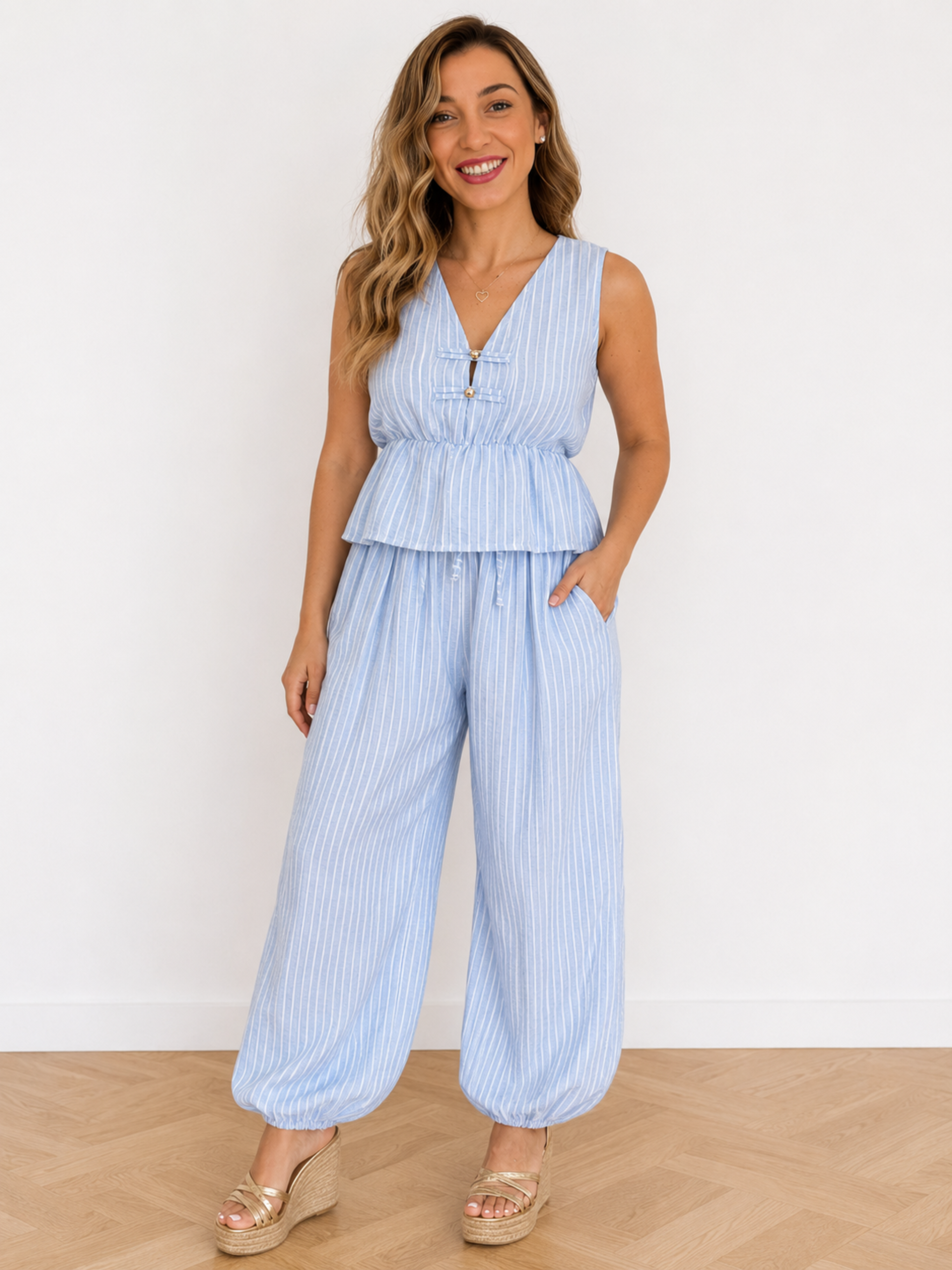 CONJUNTO RAYA DIPLOMATICA